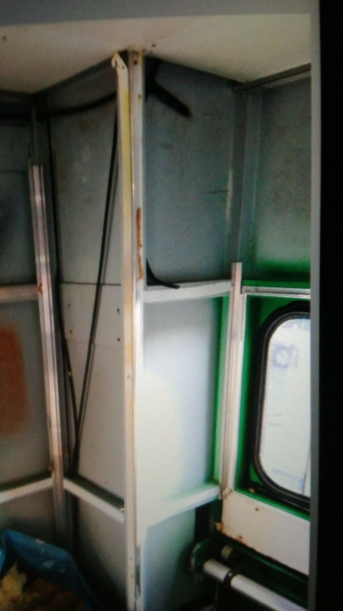 The old antenna compartments